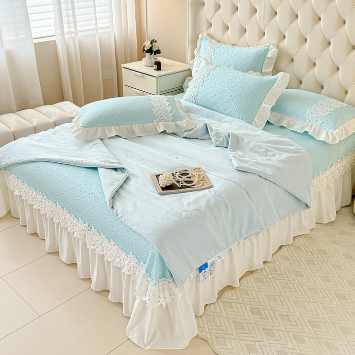 91家纺网 家纺一手货源 找家纺  2025新款PE凉豆豆安娜系列凉席夏被三件套 安娜-浅蓝