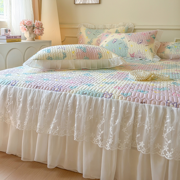 91家纺网 家纺一手货源 找家纺 网红馆（ck家纺） 2025春夏新款印花凉感丝乳胶床裙凉席空调席夏被空调被 翩翩起舞 粉