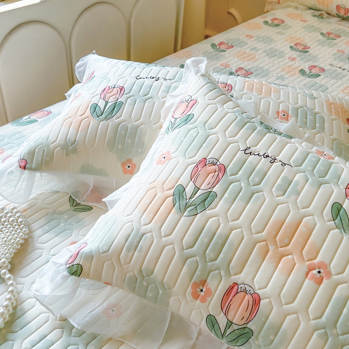 91家纺网 家纺一手货源 找家纺 网红馆（ck家纺） 2025春夏新款印花凉感丝乳胶床裙凉席空调席夏被空调被 夏花 绿