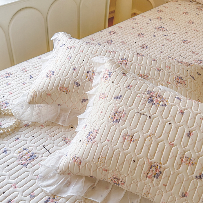 91家纺网 家纺一手货源 找家纺 网红馆（ck家纺） 2025春夏新款印花凉感丝乳胶床裙凉席空调席夏被空调被 艺梦 粉