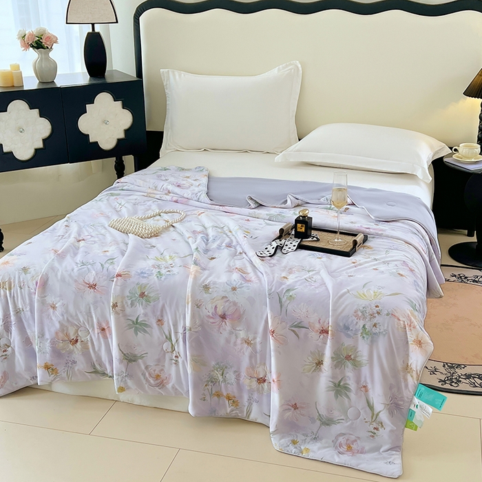 91家纺网 家纺一手货源 找家纺 2025年新款A类数码印花夏凉被 凉感丝锦氨夏被冰淇淋夏被空调被西瓜被双面凉感单夏被 轻轻花语