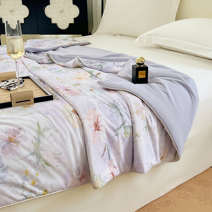 91家纺网 家纺一手货源 找家纺 2025年新款A类数码印花夏凉被 凉感丝锦氨夏被冰淇淋夏被空调被西瓜被双面凉感单夏被 轻轻花语