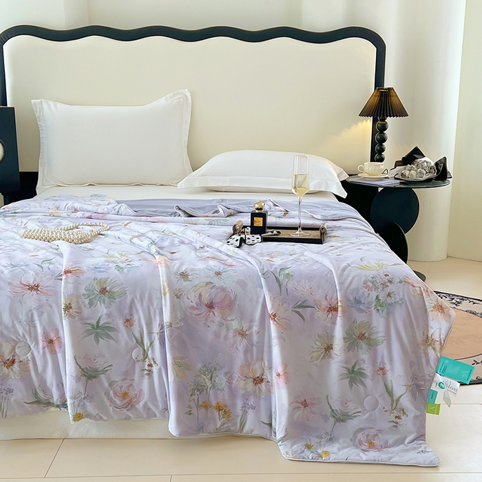 91家纺网 家纺一手货源 找家纺 2025年新款A类数码印花夏凉被 凉感丝锦氨夏被冰淇淋夏被空调被西瓜被双面凉感单夏被 轻轻花语