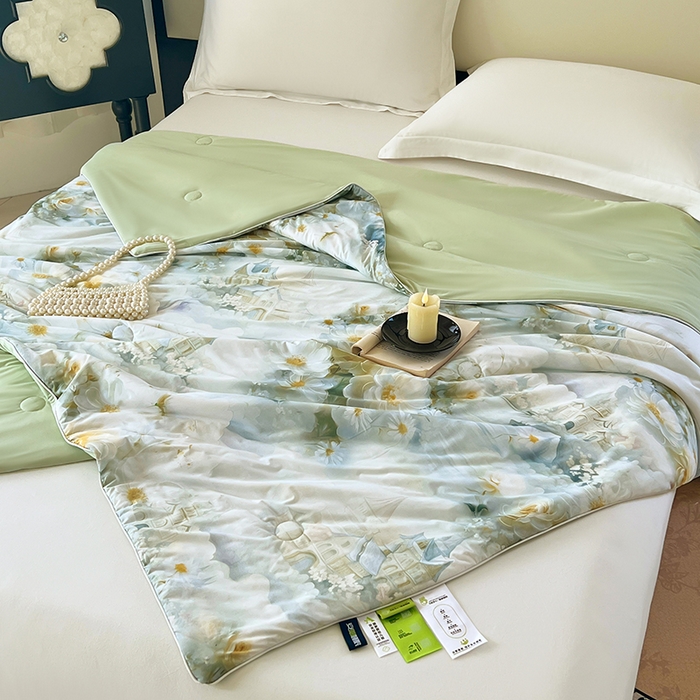 91家纺网 家纺一手货源 找家纺 2025年新款A类数码印花夏凉被 凉感丝锦氨夏被冰淇淋夏被空调被西瓜被双面凉感单夏被 莎莉-绿