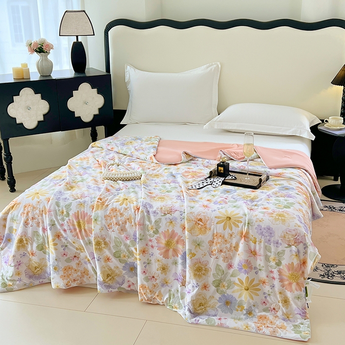 91家纺网 家纺一手货源 找家纺 2025年新款A类数码印花夏凉被 凉感丝锦氨夏被冰淇淋夏被空调被西瓜被双面凉感单夏被 醉春风