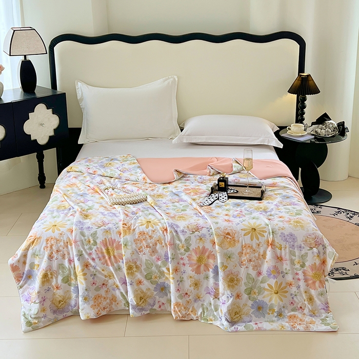 91家纺网 家纺一手货源 找家纺 2025年新款A类数码印花夏凉被 凉感丝锦氨夏被冰淇淋夏被空调被西瓜被双面凉感单夏被 醉春风