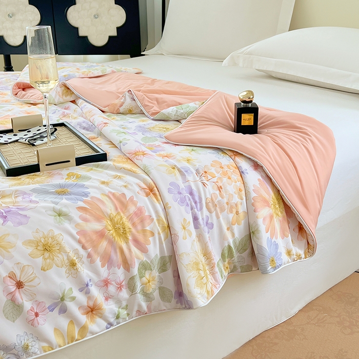 91家纺网 家纺一手货源 找家纺 2025年新款A类数码印花夏凉被 凉感丝锦氨夏被冰淇淋夏被空调被西瓜被双面凉感单夏被 醉春风