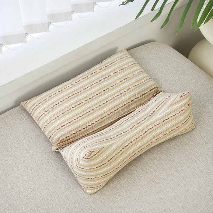 新丽佳家纺 2025新款二合一三角荞麦牵引枕头条纹款枕头枕芯 卡其 三角枕35x16cm 方枕35x20cm/只