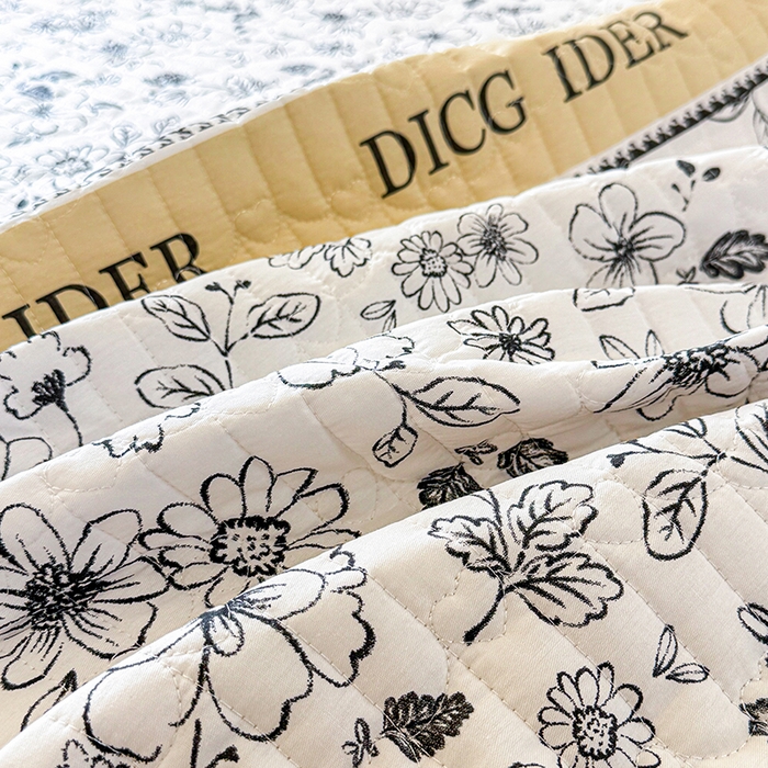 91家纺网 家纺一手货源 找家纺 虹星家纺 2025新款斜纹全棉纯棉印花床盖四件套-清甜 清甜-挚爱