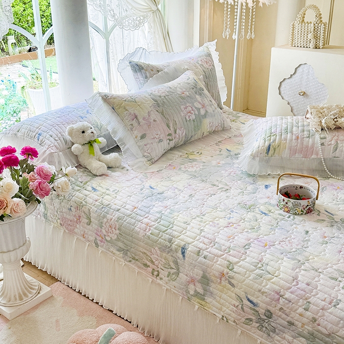 91家纺网 家纺一手货源 找家纺 虹星家纺 2025新款斜纹全棉纯棉印花床盖-清甜 清甜-满芯花熙