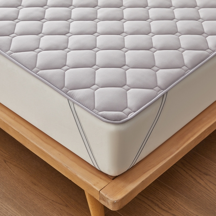 91家纺网 家纺一手货源 找家纺 祁恋婷家居 2025新款A类水洗棉藤席两用床褥 水洗棉灰-藤席床褥