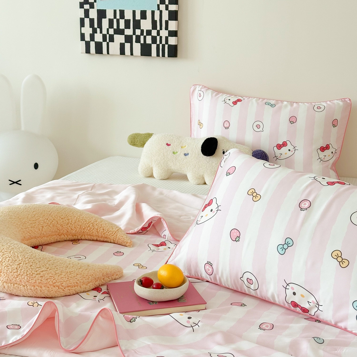 91家纺网 家纺一手货源 找家纺 西西家居 2025新款60支兰精天丝数码印花儿童夏被夏凉被空调被 蝴蝶结小猫