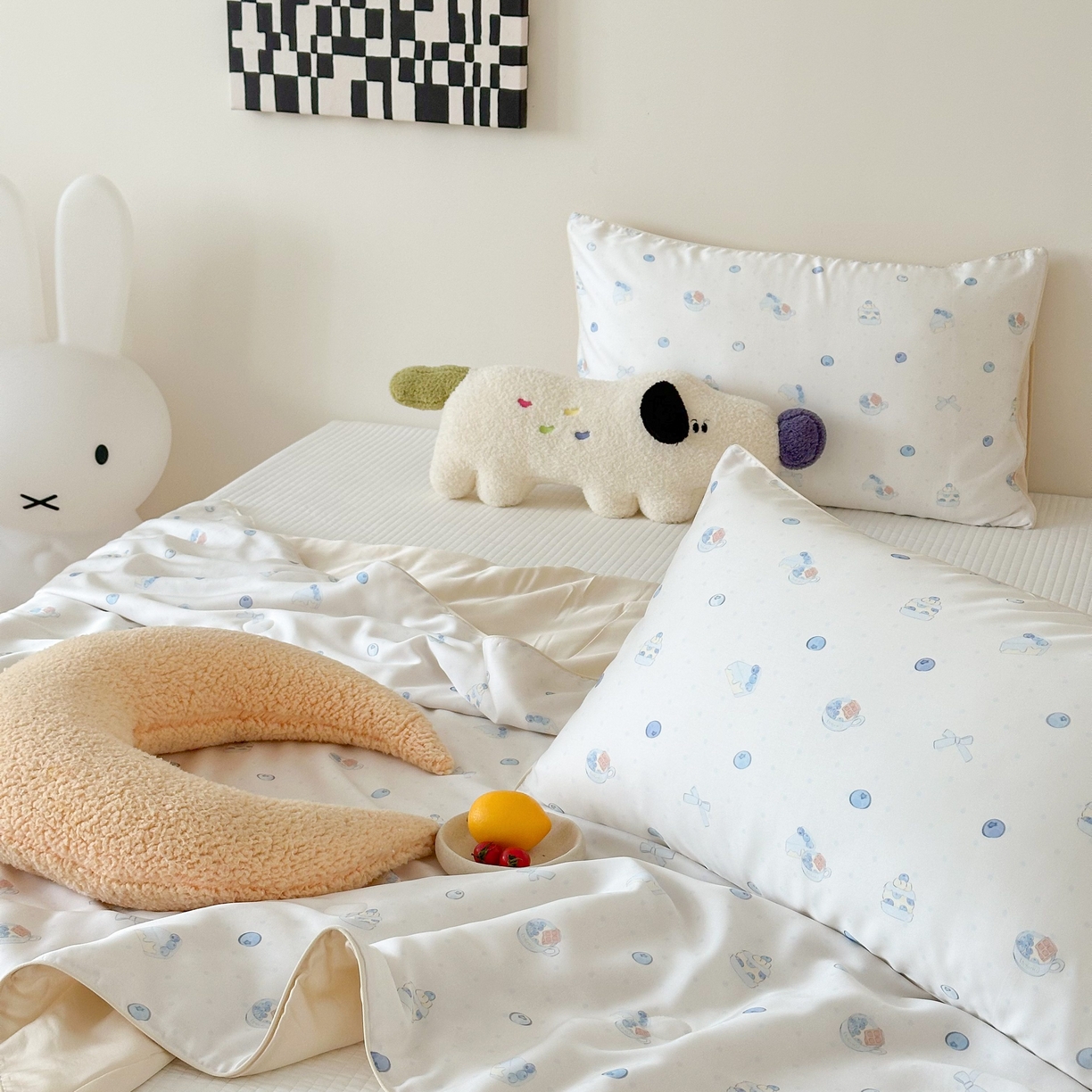 91家纺网 家纺一手货源 找家纺 西西家居 2025新款60支兰精天丝数码印花儿童夏被夏凉被空调被 蓝莓酸奶