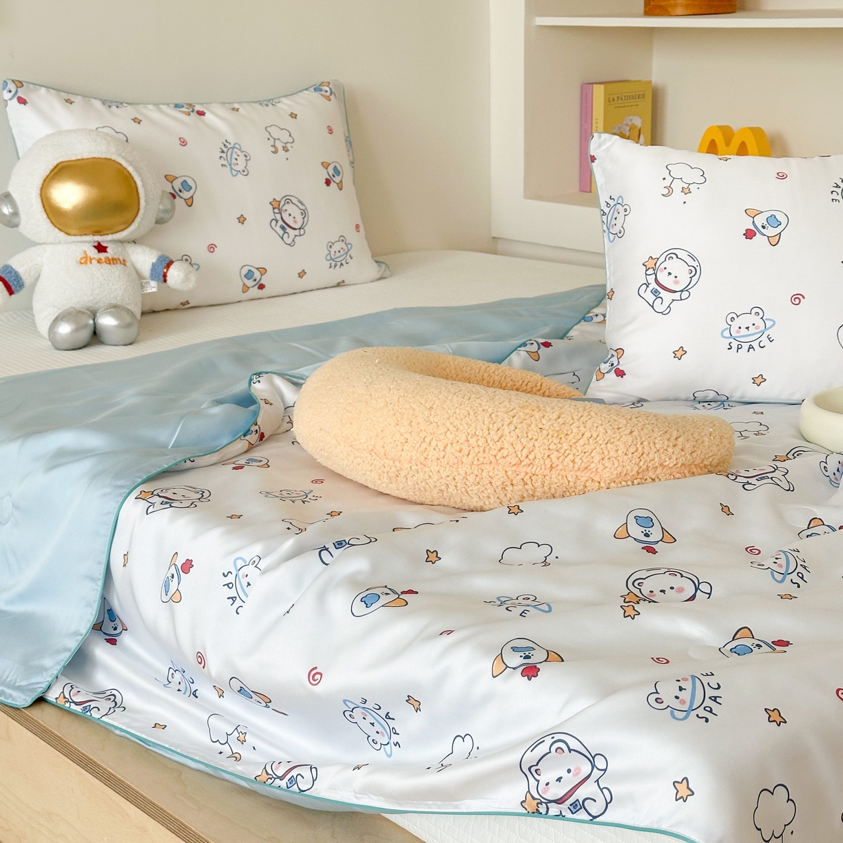 91家纺网 家纺一手货源 找家纺 西西家居 2025新款60支兰精天丝数码印花儿童夏被夏凉被空调被 星球小熊
