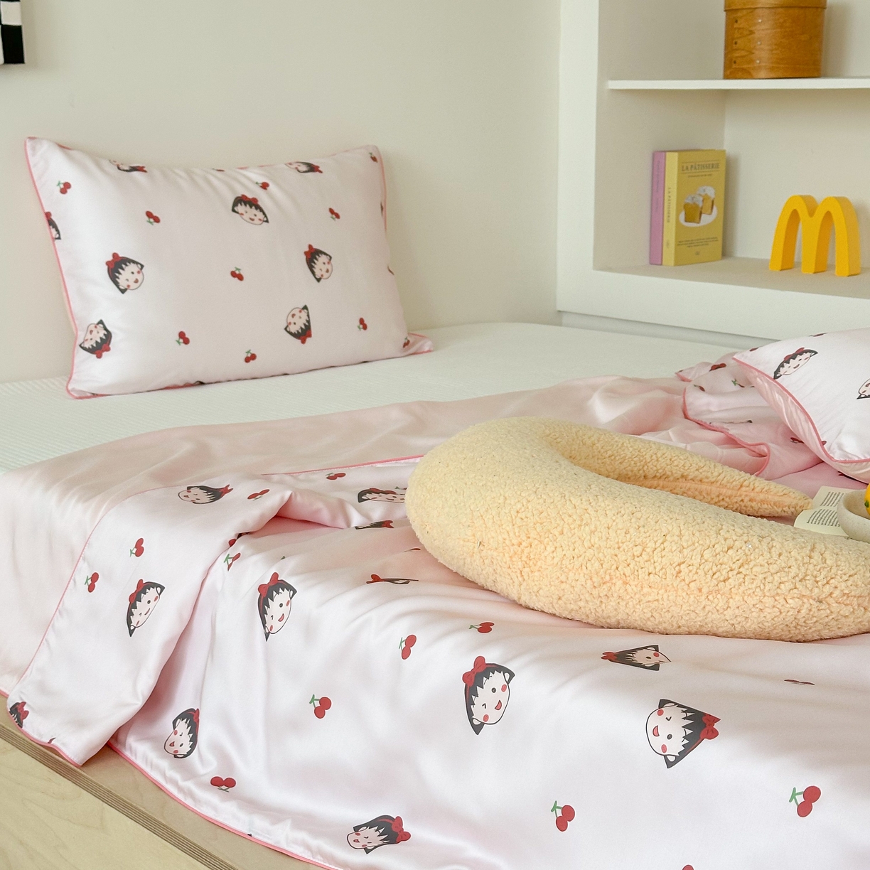 91家纺网 家纺一手货源 找家纺 西西家居 2025新款60支兰精天丝数码印花儿童夏被夏凉被空调被 樱桃女孩