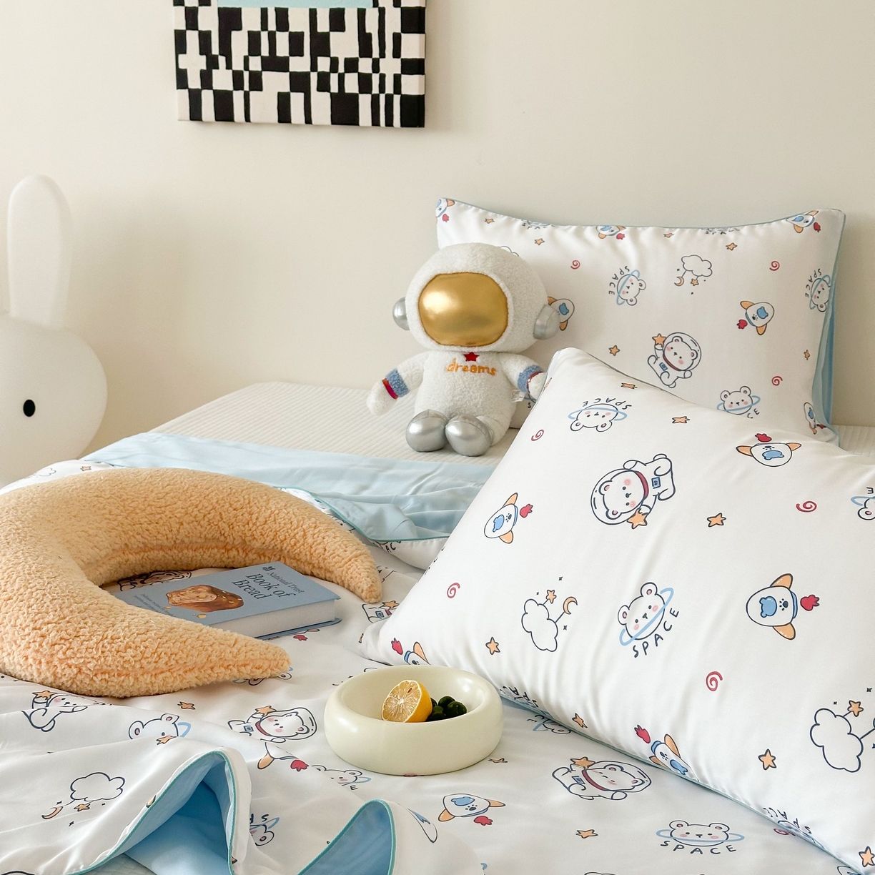 91家纺网 家纺一手货源 找家纺 西西家居 2025新款60支兰精天丝数码印花儿童夏被夏凉被空调被 星球小熊