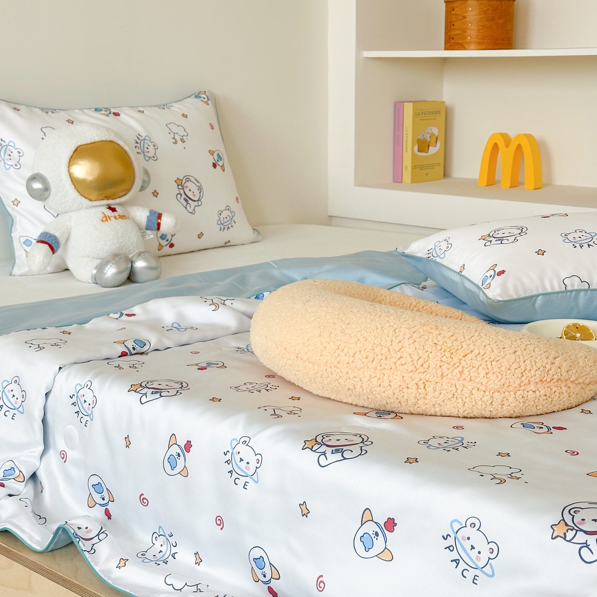 91家纺网 家纺一手货源 找家纺 西西家居 2025新款60支兰精天丝数码印花儿童夏被夏凉被空调被 星球小熊