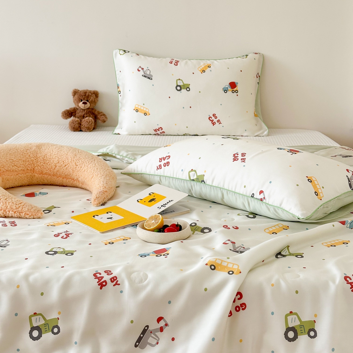 91家纺网 家纺一手货源 找家纺 西西家居 2025新款60支兰精天丝数码印花儿童夏被夏凉被空调被 工程车