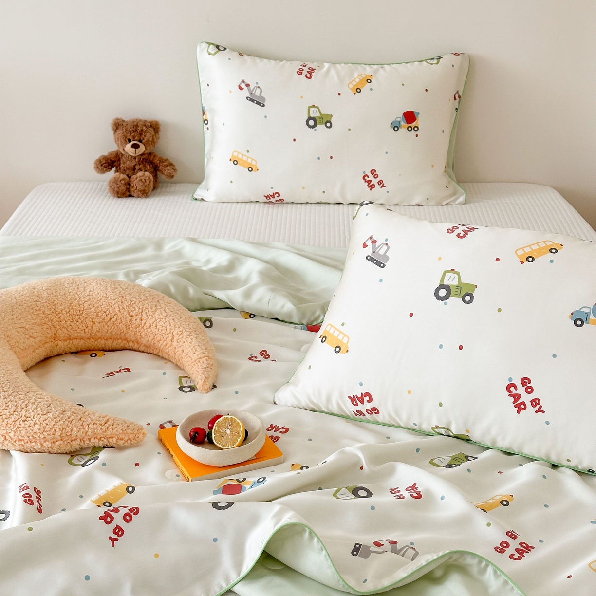 91家纺网 家纺一手货源 找家纺 西西家居 2025新款60支兰精天丝数码印花儿童夏被夏凉被空调被 工程车