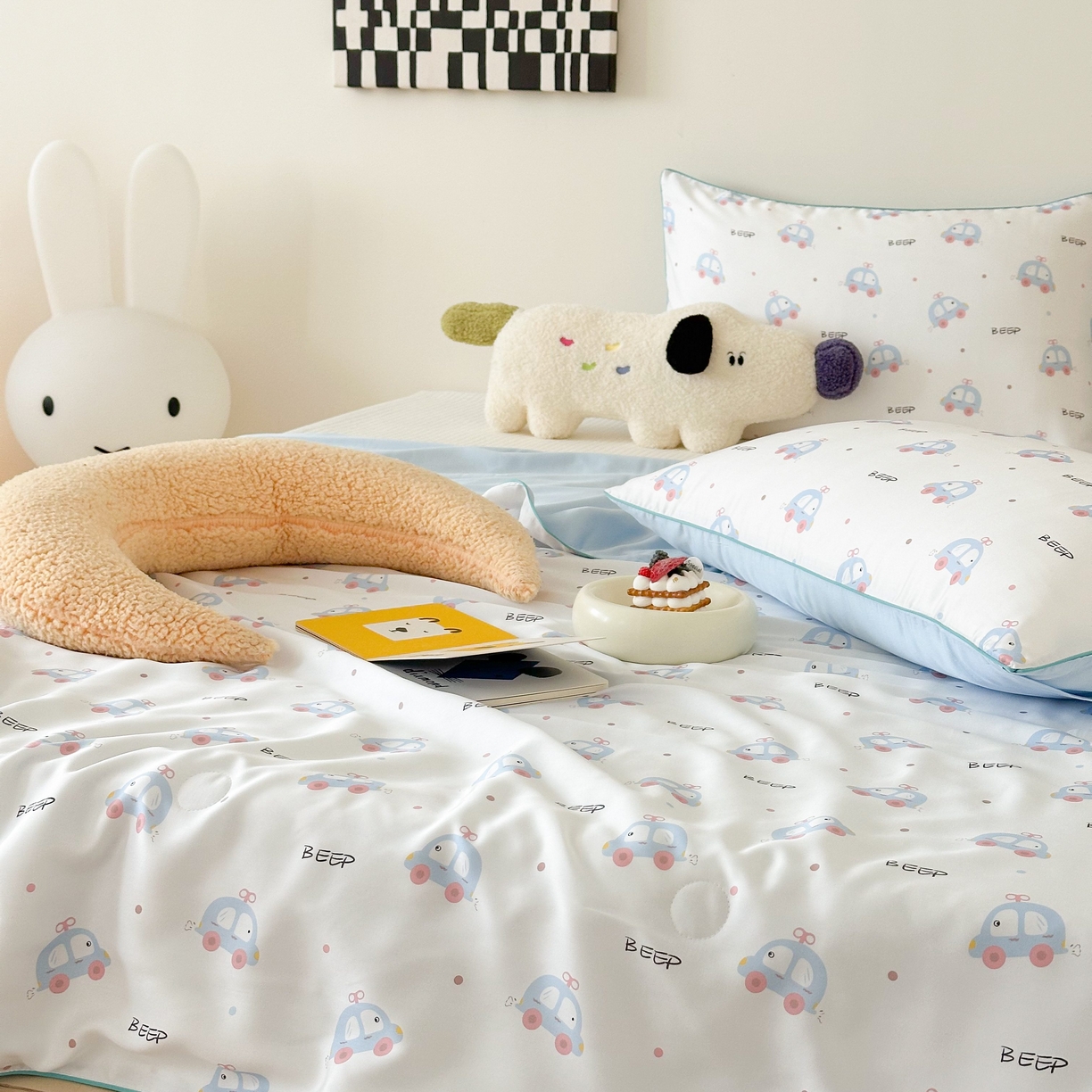 91家纺网 家纺一手货源 找家纺 西西家居 2025新款60支兰精天丝数码印花儿童夏被夏凉被空调被 小的士