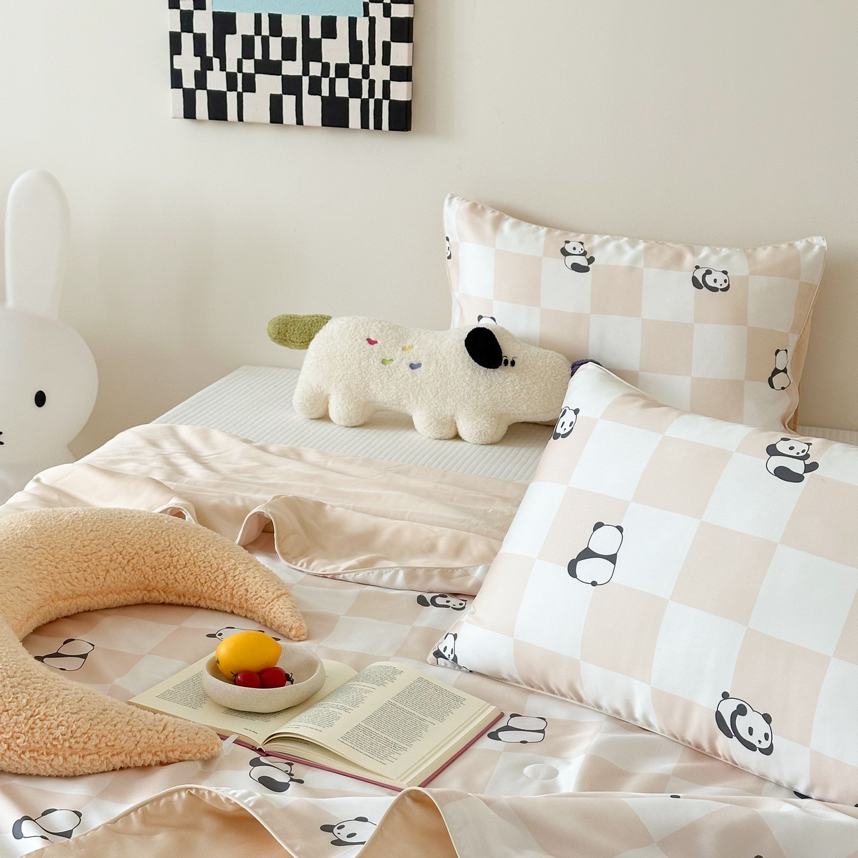 91家纺网 家纺一手货源 找家纺 西西家居 2025新款60支兰精天丝数码印花儿童夏被夏凉被空调被 格子熊猫-咖