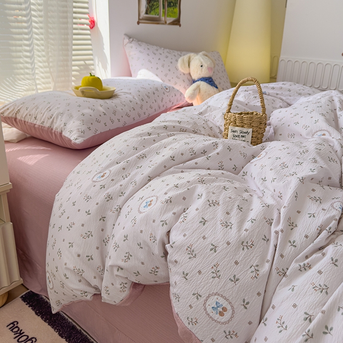 91家纺网 家纺一手货源 找家纺 竹合家纺 2025新品云感皱皱四件套跑量款小清新四件套 小确幸-粉