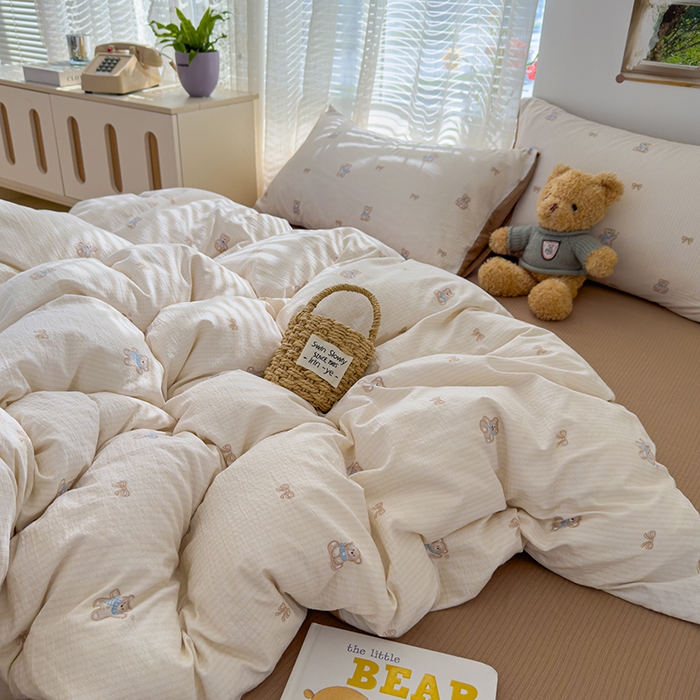 91家纺网 家纺一手货源 找家纺 竹合家纺 2025新品云感皱皱四件套跑量款小清新四件套 宝贝熊