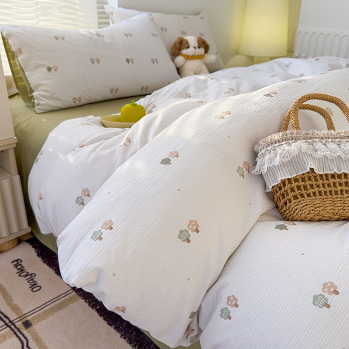 91家纺网 家纺一手货源 找家纺 竹合家纺 2025新品云感皱皱四件套跑量款小清新四件套 小树林-绿