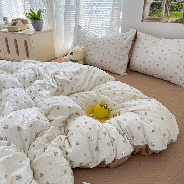 91家纺网 家纺一手货源 找家纺 竹合家纺 2025新品云感皱皱四件套跑量款小清新四件套 星星饼干