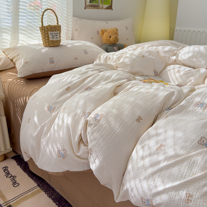 91家纺网 家纺一手货源 找家纺 竹合家纺 2025新品云感皱皱四件套跑量款小清新四件套 宝贝熊