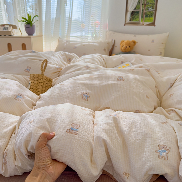 91家纺网 家纺一手货源 找家纺 竹合家纺 2025新品云感皱皱四件套跑量款小清新四件套 宝贝熊