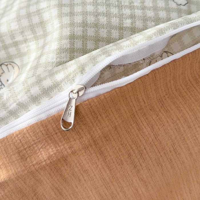 91家纺网 家纺一手货源 找家纺 竹合家纺 2025新品云感皱皱四件套跑量款小清新四件套 航空小兔-绿