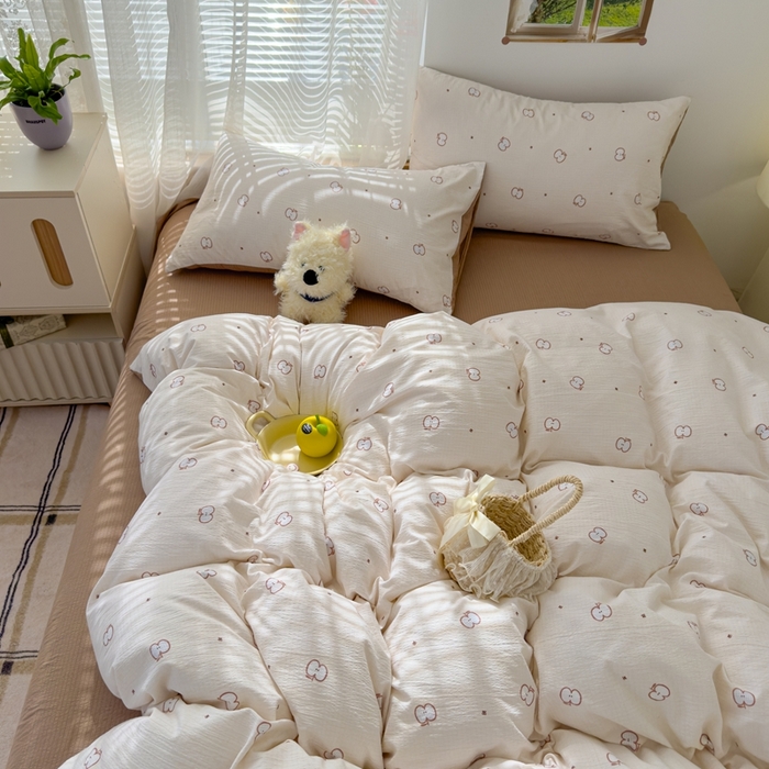 91家纺网 家纺一手货源 找家纺 竹合家纺 2025新品云感皱皱四件套跑量款小清新四件套 小苹果