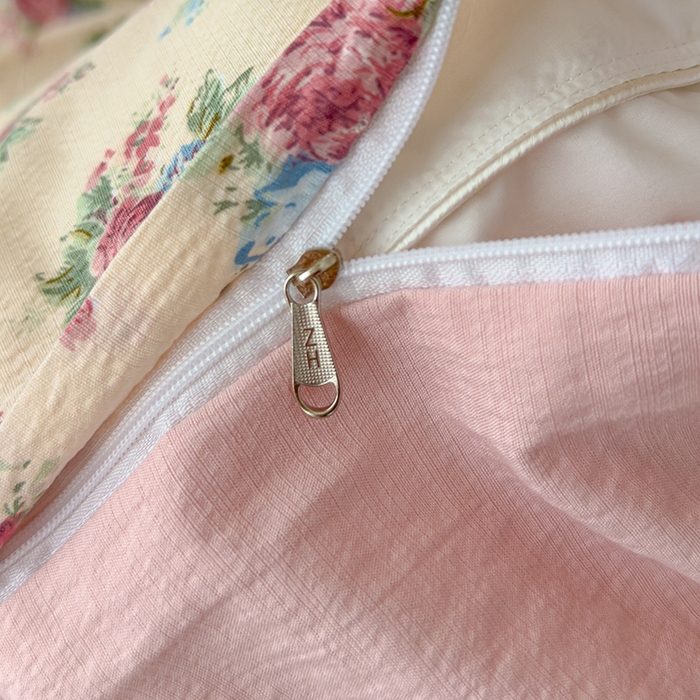 91家纺网 家纺一手货源 找家纺 竹合家纺 2025新品云感皱皱四件套跑量款小清新四件套 墨红玫瑰