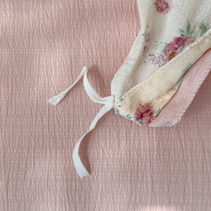 91家纺网 家纺一手货源 找家纺 竹合家纺 2025新品云感皱皱四件套跑量款小清新四件套 墨红玫瑰