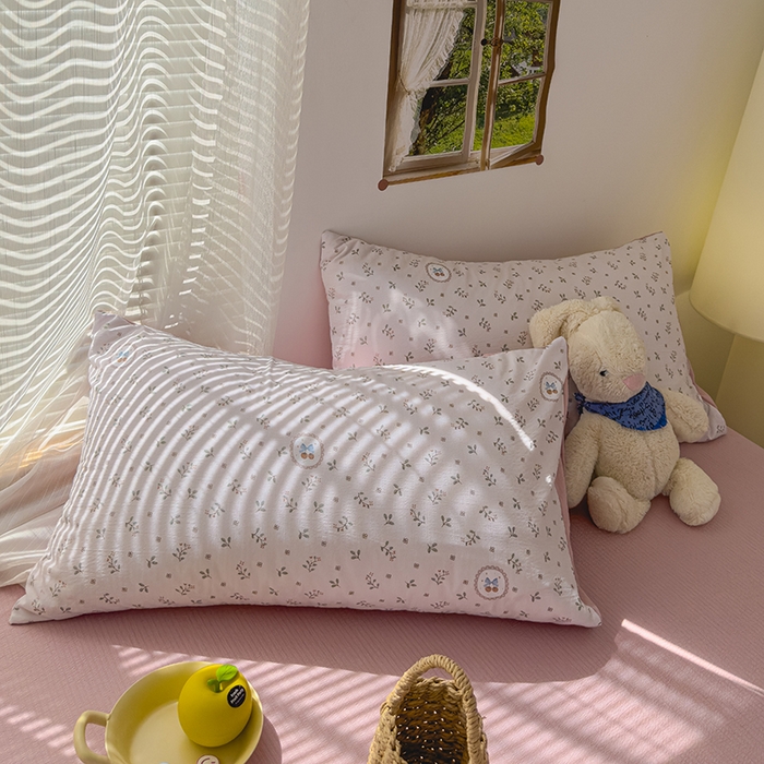 91家纺网 家纺一手货源 找家纺 竹合家纺 2025新品云感皱皱四件套跑量款小清新四件套 小确幸-粉