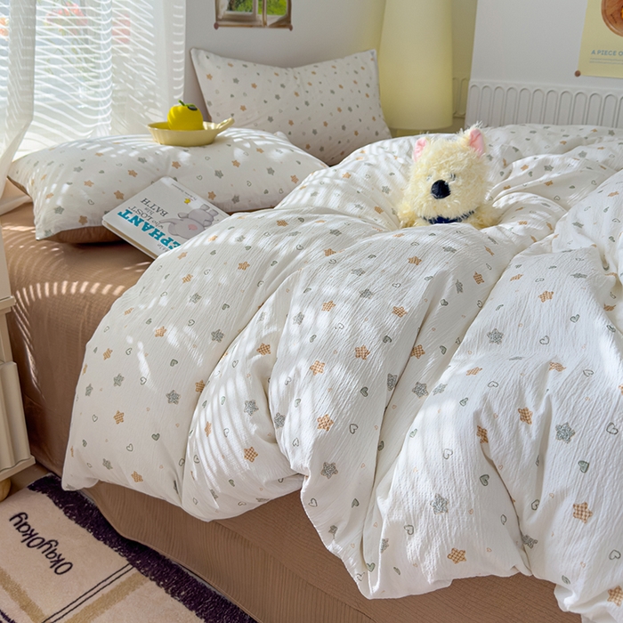 91家纺网 家纺一手货源 找家纺 竹合家纺 2025新品云感皱皱四件套跑量款小清新四件套 星星饼干