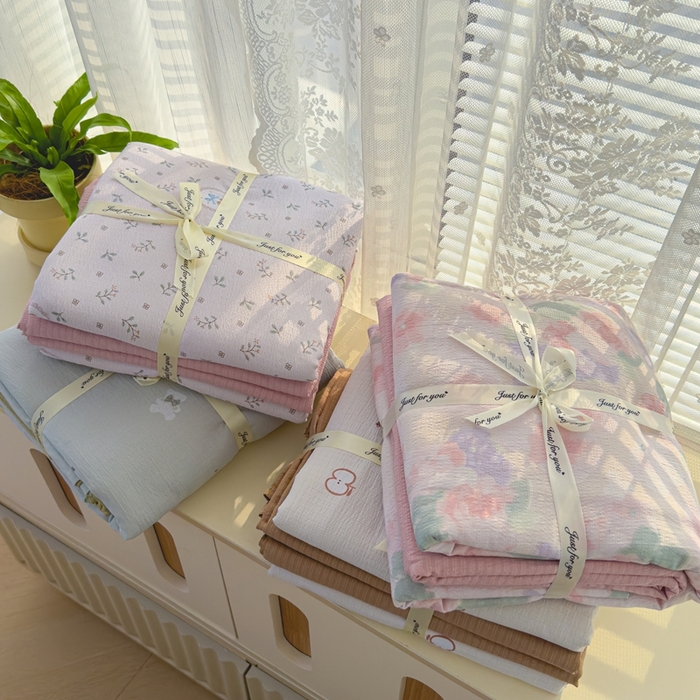 91家纺网 家纺一手货源 找家纺 竹合家纺 2025新品云感皱皱四件套跑量款小清新四件套 组合图仅供展示