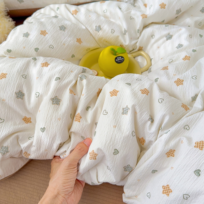 91家纺网 家纺一手货源 找家纺 竹合家纺 2025新品云感皱皱四件套跑量款小清新四件套 星星饼干