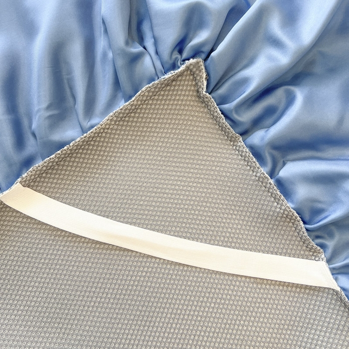 91家纺网 家纺一手货源 找家纺 恋尚 2025新款可机洗可水洗冰丝床裙软席 卡梵-蓝