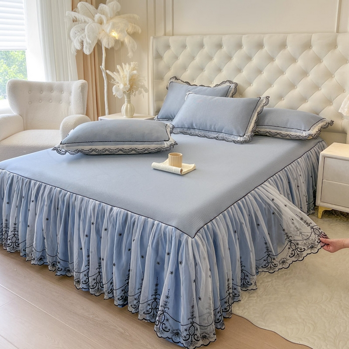 91家纺网 家纺一手货源 找家纺 恋尚 2025新款可机洗可水洗冰丝床裙软席 卡梵-蓝