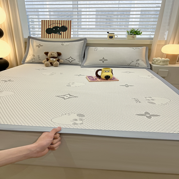 91家纺网 家纺一手货源 找家纺 857家居 2025新款卡皮巴拉凉豆豆凉席套件-床单款 卡皮巴拉-灰色