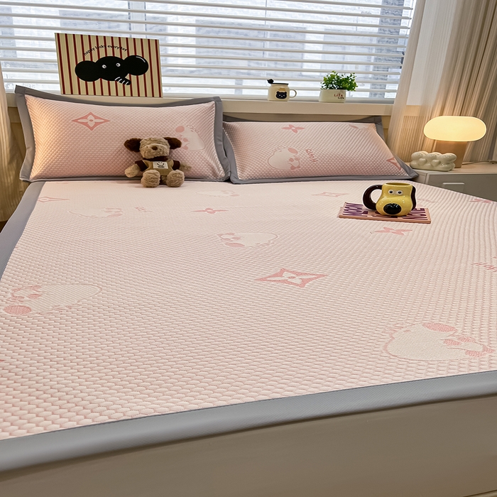 91家纺网 家纺一手货源 找家纺 857家居 2025新款卡皮巴拉凉豆豆凉席套件-床单款 卡皮巴拉-粉色