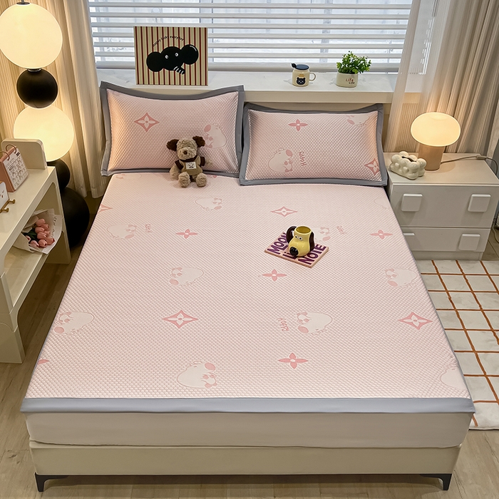 91家纺网 家纺一手货源 找家纺 857家居 2025新款卡皮巴拉凉豆豆凉席套件-床单款 卡皮巴拉-粉色