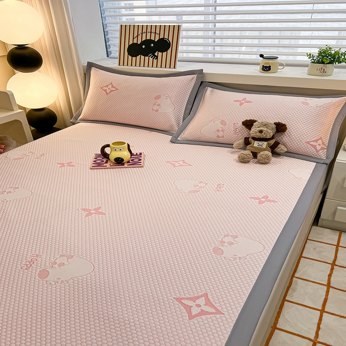 91家纺网 家纺一手货源 找家纺 857家居 2025新款卡皮巴拉凉豆豆凉席套件-床单款 卡皮巴拉-粉色