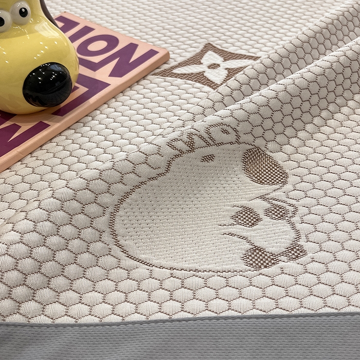 91家纺网 家纺一手货源 找家纺 857家居 2025新款卡皮巴拉凉豆豆凉席套件-床单款 卡皮巴拉-咖色