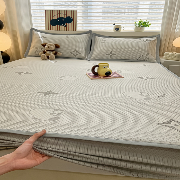 91家纺网 家纺一手货源 找家纺 （总）857家居 2025新款卡皮巴拉凉豆豆凉席套件-床笠款