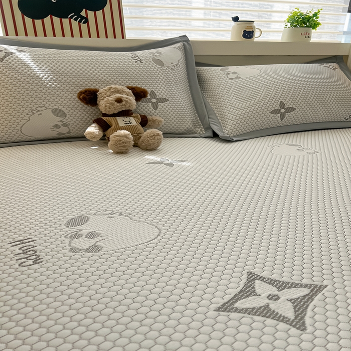 91家纺网 家纺一手货源 找家纺 （总）857家居 2025新款卡皮巴拉凉豆豆凉席套件-床笠款