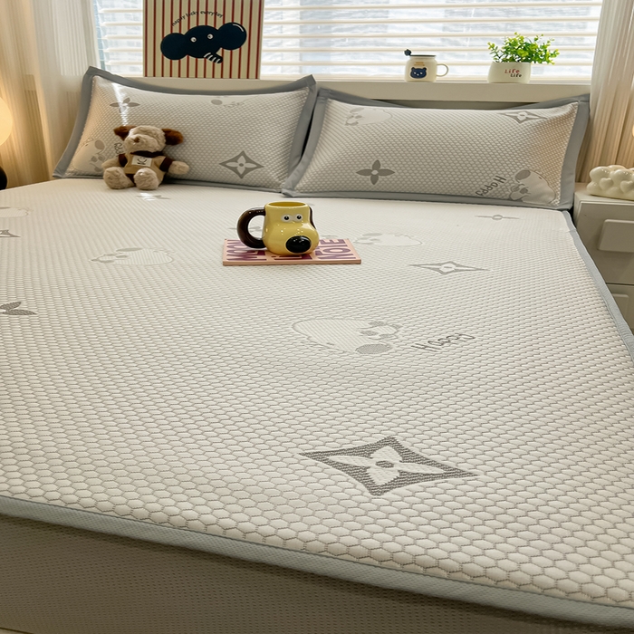 91家纺网 家纺一手货源 找家纺 （总）857家居 2025新款卡皮巴拉凉豆豆凉席套件-床笠款