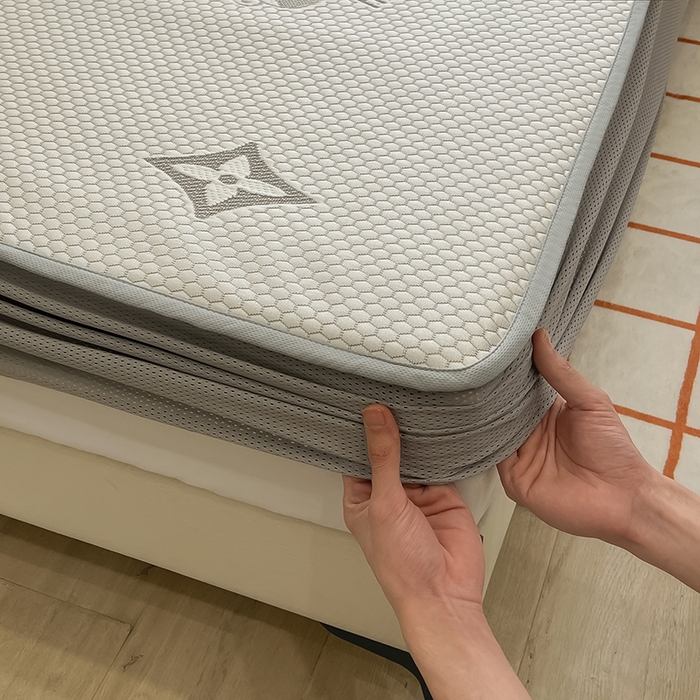 91家纺网 家纺一手货源 找家纺 （总）857家居 2025新款卡皮巴拉凉豆豆凉席套件-床笠款